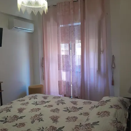 Bed & Breakfast Little Flower Civitavecchia